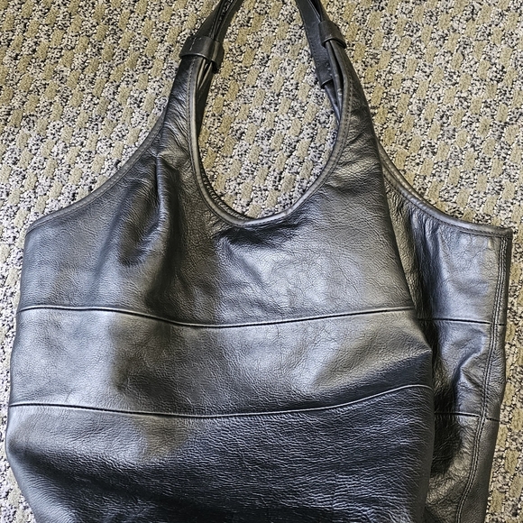 Tory Burch Robinson Large Leather Tote - Picture 9 of 16